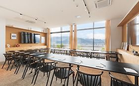The Babel Community Hotel - Grenoble Bastille